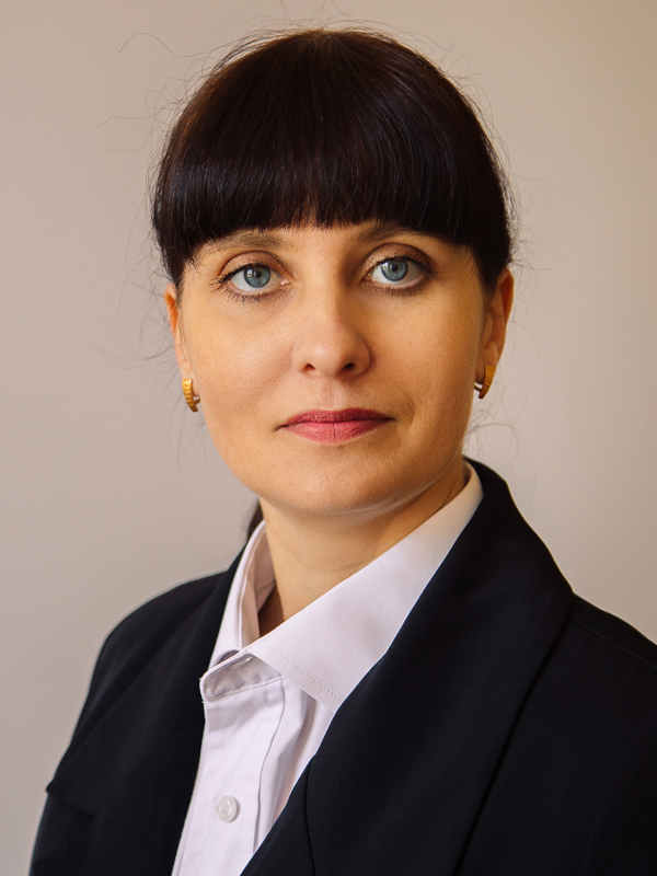 Шарипова Светлана Арнольдовна.